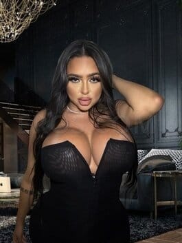 Profil de Clara, 34 ans, Escort girl à Ladevèze-Rivière