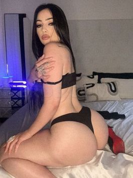 Profil de Lucie, 38 ans, Escort girl à Purgerot