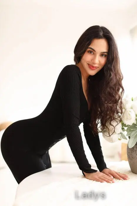Profil de Maya, 20 ans, Escort girl à Montbray