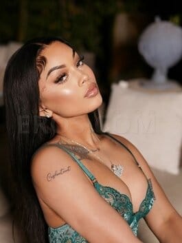 Profil de Lina, 50 ans, Escort girl à Confort
