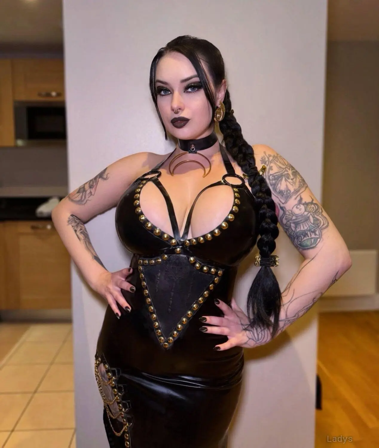 Profil de Elodie, 54 ans, Escort girl à Diedendorf